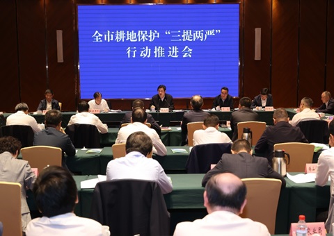 无锡开展耕地；；；；ぁ叭崃窖稀毙卸 打造墟落振兴新引擎